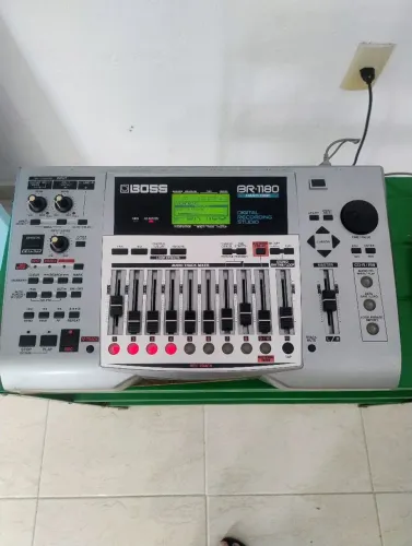 Mesa Gravador Digital Boss BR-1180 - Funcionando Perfeitamente