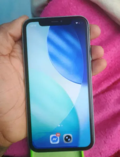 iPhone 11