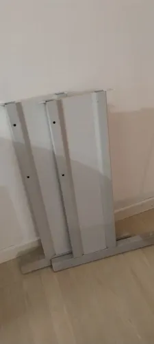 Pés escrivaninha 10 reais cada