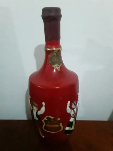 Garrafa de Cerâmica Vinho do Porto Douro 750 ml - Peça Decorativa e Colecionável
