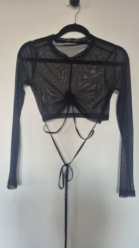 Cropped tule riachuello