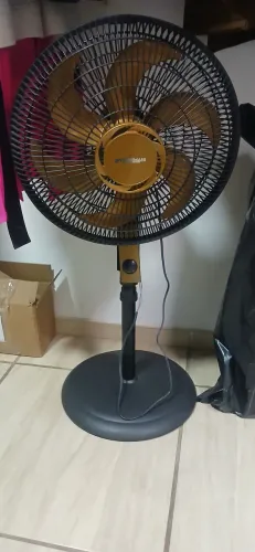 Ventilador em excelente estado