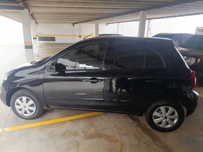 Nissan March S 1.0 12V Flex 5P 2017
