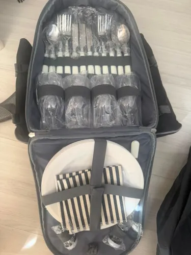 Mochila de Piquenique Premium para 4 Pessoas - Completa com Manta Térmica