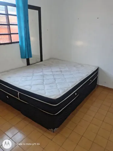 Vendo cama box de casal Queen em boas condições de uso retirar no local