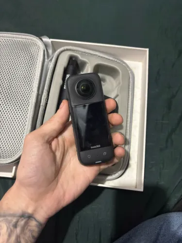 Câmera Insta360 X3 360° 5.7K Completa - Original