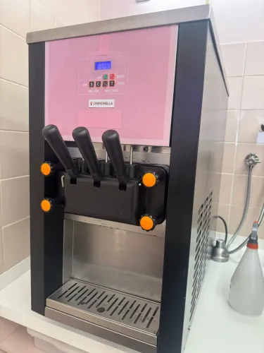 Máquina de Sorvete Expresso Cremonella - 3 bicos -