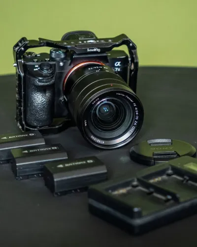 KIT SONY A7 III FULL FRAME