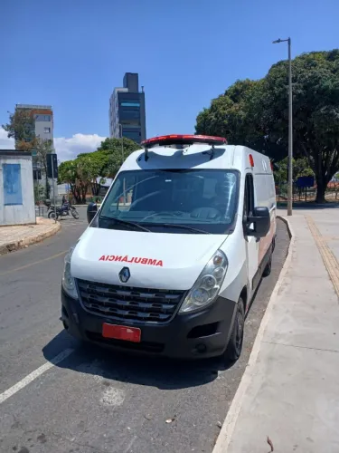 Vendo ou Alugo ambulância 
