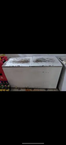 Vende-se os dois frieeze por 600