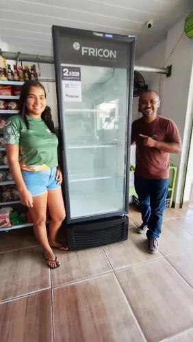 REFRIGERADOR VERTICAL 569 LITROS FRICON