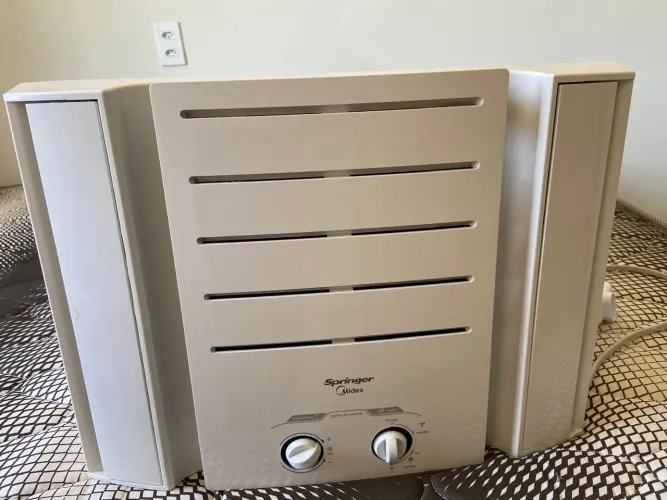 Ar-condicionado SPRINGER de janela 7.500 BTUS