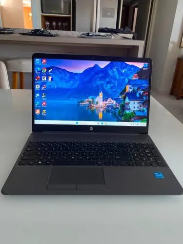 Notebook HP i3 13ª Geração 8GB RAM SSD 256GB Windows 11