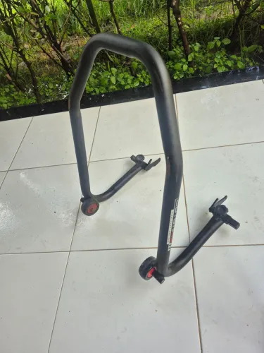 Cavaletes para Moto 
