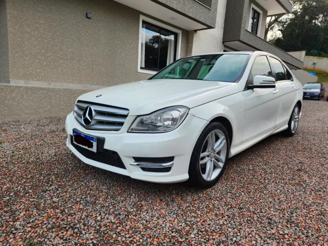 Mercedes-Benz C-180 CGI Sport 1.6 TB 16V 156cv Aut. 2014
