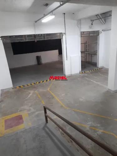 GRANDE OPORTUNIDADE NA VILA SÃO BENTO - ESTUDO TROCA POR SALA COMERCIAL E/OU APARTAMENTO N