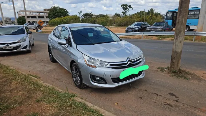 Citroen C4 Lounge Tendance 2.0 Flex 4P Aut. 2014