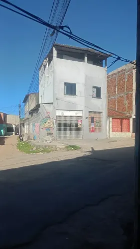 vendo casa de andar com ponto comercial no Jardim Centenário 130 mil avista