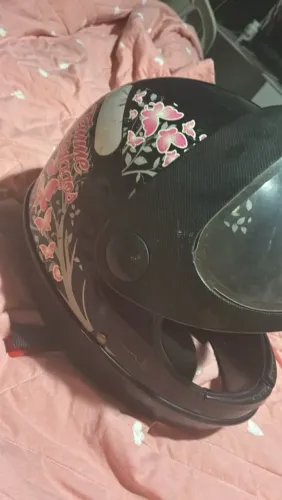 Capacete usado