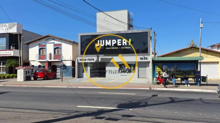 Prédio Comercial para Aluguel à Avenida Heitor Villa Lobos,