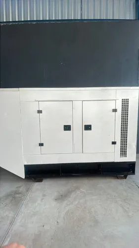 Gerador 150 kVA (150kVA)