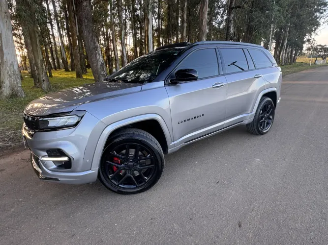 Jeep Commander Black Hurricane 2.0 4X4 TB AUT 2025