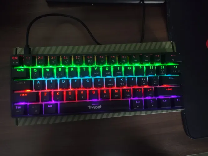 Teclado mecânico SWITCH AZUL
