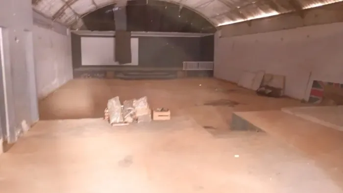 EXCELENTE GALPÃO EM VILAR DOS TELES, COM 360m²