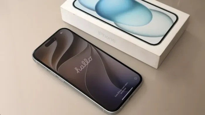 iPhone 15 128GB Azul Seminovo