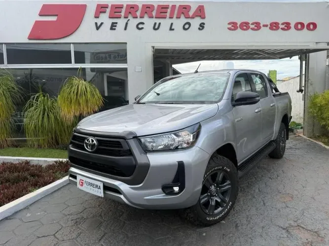 Toyota Hilux CD SR 4X4 2.8 TDI Diesel Aut. 2025