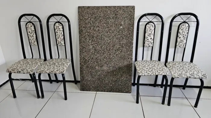 Conj Mesa granito + 4 cadeiras (sem a Base da mesa)<br>base da mesa)