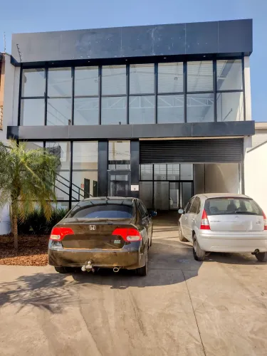BARRACÃO COMERCIAL À VENDA NO JD. PORTO REAL IV, LIMEIRA - SP.