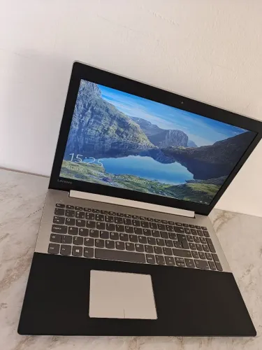 Notebook LENOVO I3, 8GB SSD