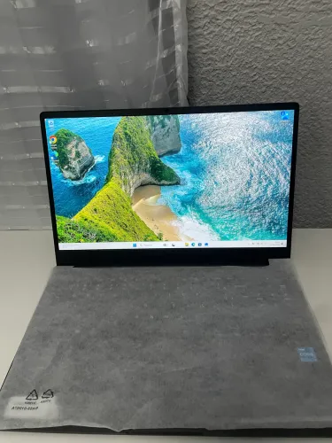Notebook i3 12ª Geração | 8GB RAM | SSD 256GB | Impecável Oportunidade