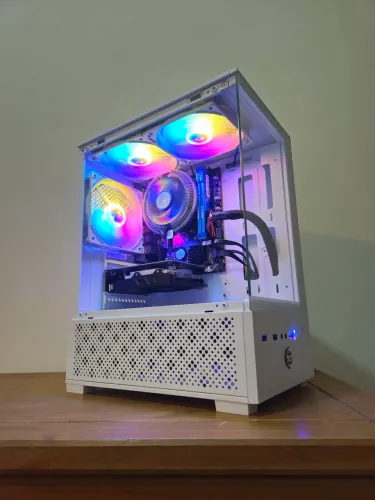 PC Gamer / i5 3470 / RX 550 4GB / 16GB RAM / SSD 120GB + HD 500GB / Fonte 600W
