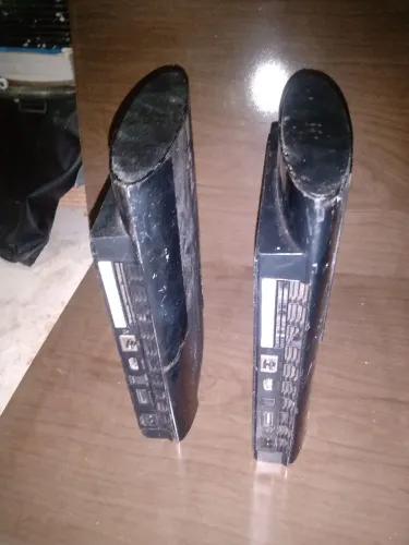Sucata de PlayStation 3 pra tirar peças