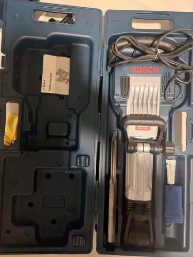 Martelete Demolidor Rompedor 1750W 16Kg Bosch GSH 16-28