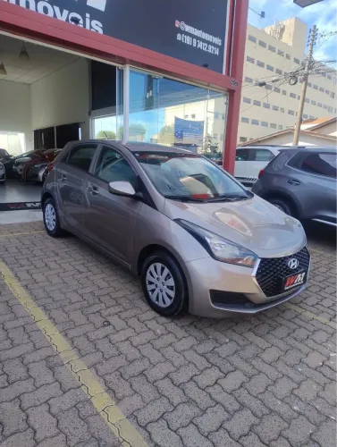 Hyundai HB20 Unique 1.0 Flex 12V Mec. 2019