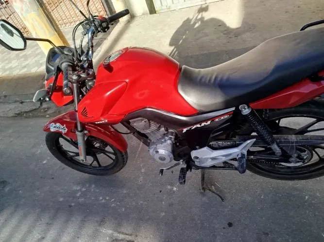 VENDO FAN 160 2019 ,ACEITO TROCA POR CB 500 ATE 2015 E VOLTA NO DINHEIRO.