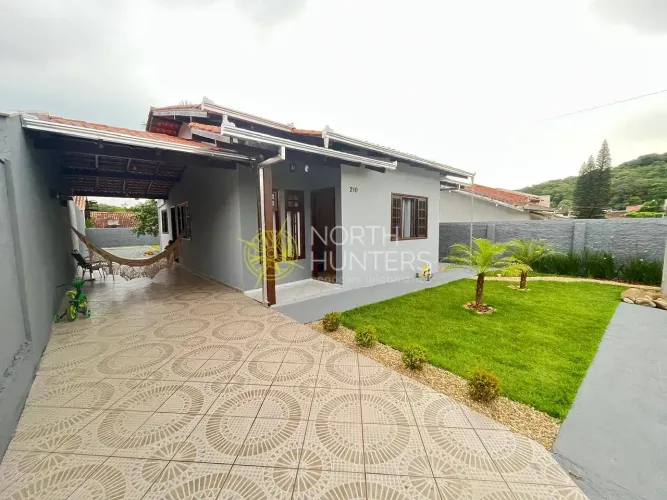 Casa à venda AVERBADA no bairro Itinga. Estuda permuta. Joinville, SC