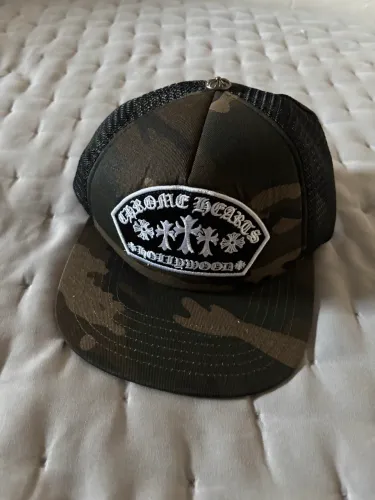 Boné chrome hearts camuflado