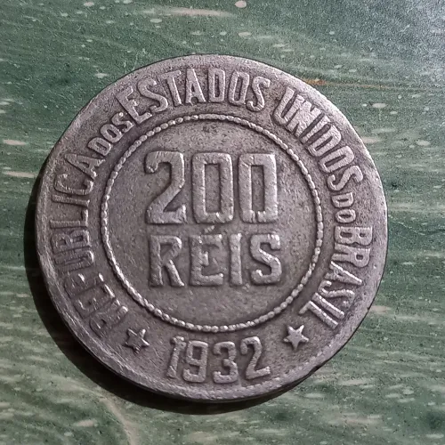 Moéda 200 Réis 1932 - Reverso invertido - MBC