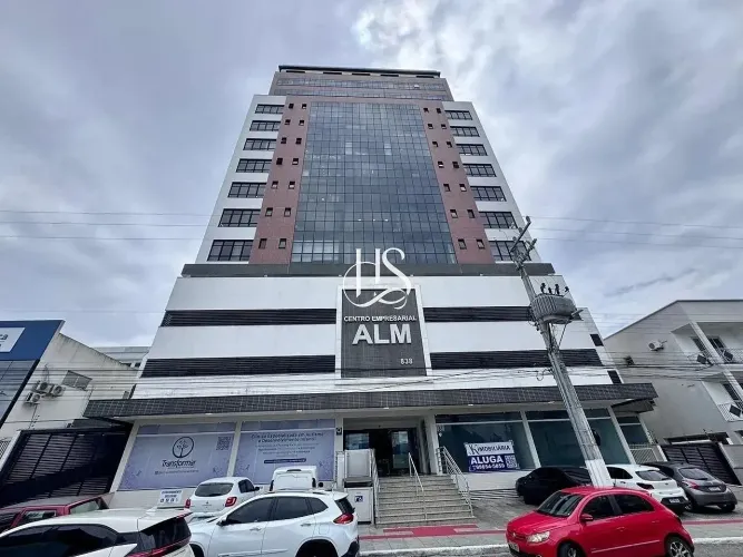 Sala comercial a venda, 101m², Centro Empresarial ALM, Pagani - Palhoça - SC
