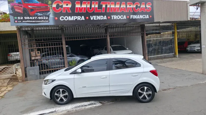 Chevrolet Onix Hatch LTZ 1.4 8V Flex Mec. 4P 2018