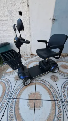 SCOOTER ELÉTRICA DELLAMED LB LIGHT 4 RODAS