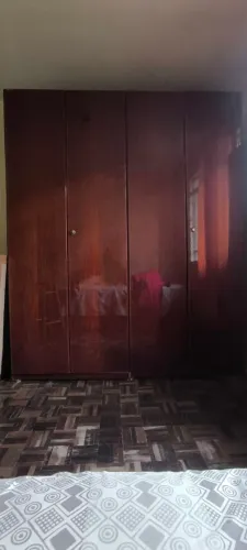 Guarda roupas Rudnick 4 portas