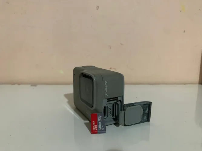 GoPro Hero 7 White + SD 128Gb