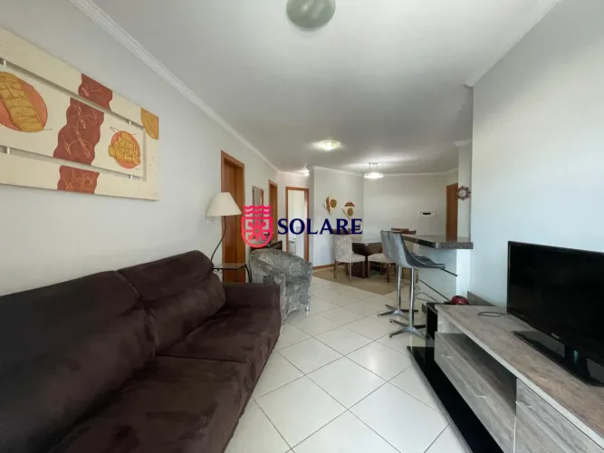 Apartamento com 3 dormitórios climatizados em Bombas para 8 pessoas