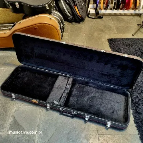 Case Red Burn Baixo (MusiCalvo)