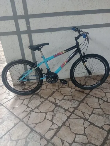 Bicicleta aro 24 com marchas